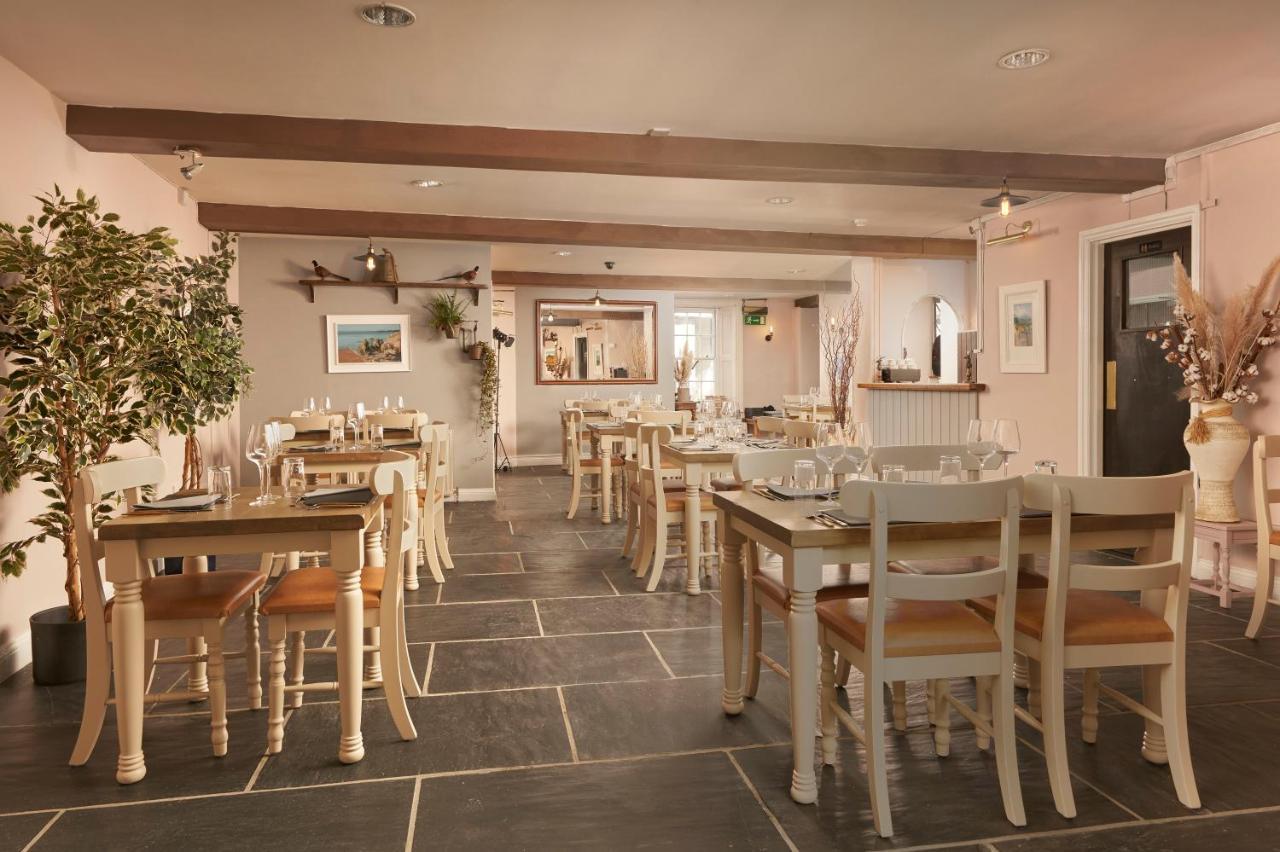 The White Hart Hotel Modbury Dış mekan fotoğraf